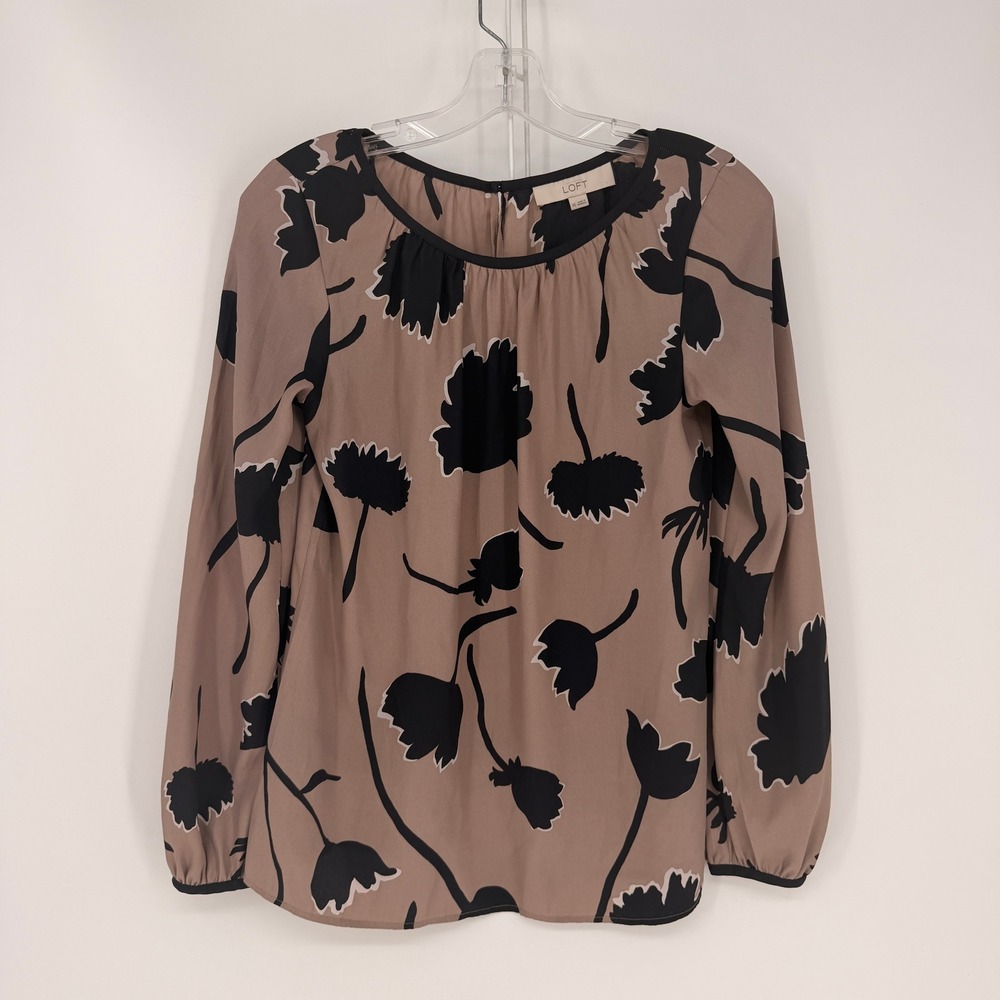LOFT Blouse Womens XS Tan Black Floral Long Sleeve Career Casual Top Careerwear